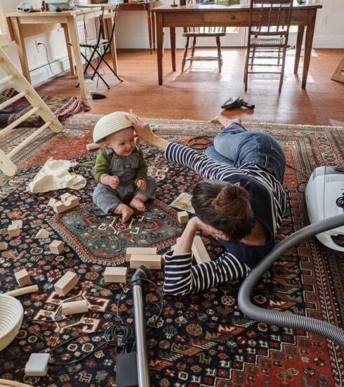 Mama na plan úväzok je často podceňovaná práca. Ako byť dobrou mamou a nestratiť seba?